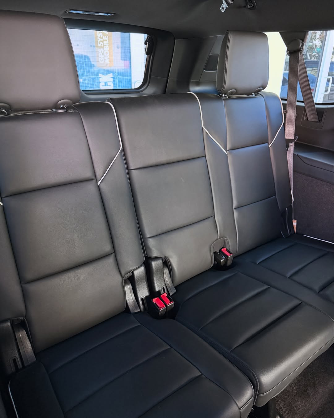 Cadillac Escalade ESV - Image 4